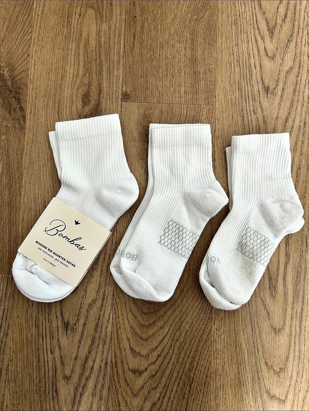 Bombas Women’s Modern Rib Quarter Socks Ribbed Ankle Socks White 3 Pairs Medium